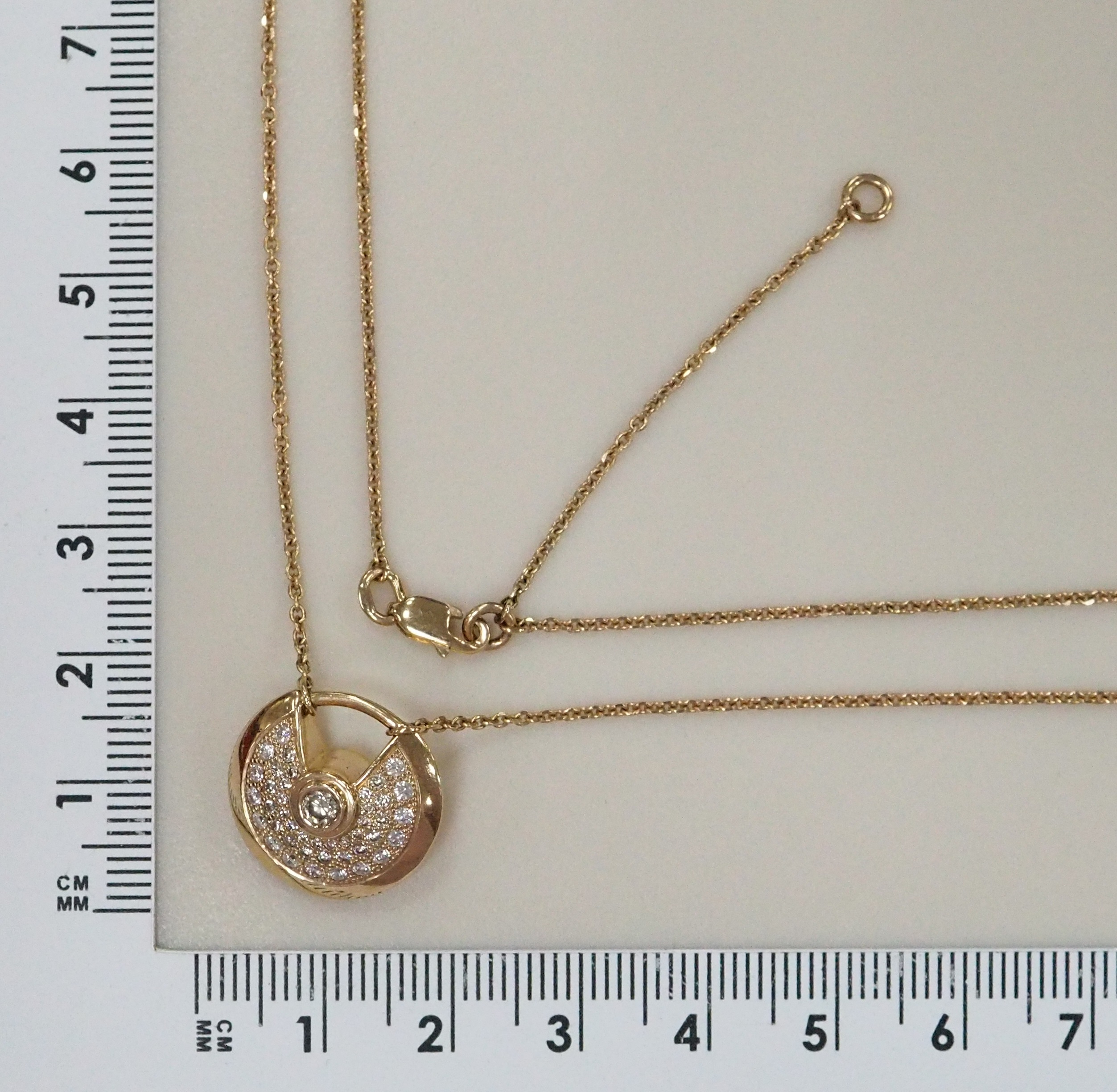 Колье из золота с бриллиантами